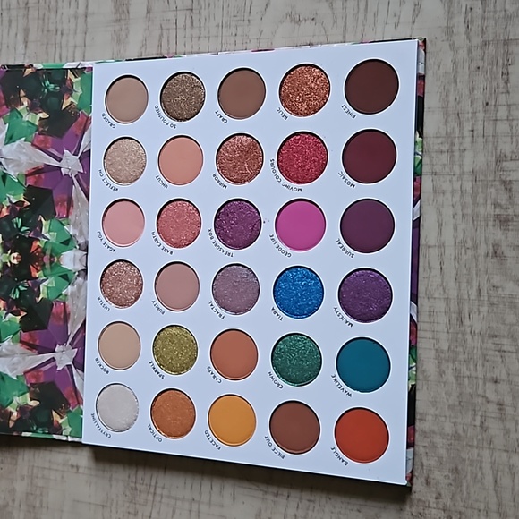 Colourpop Play it Jewel Eyeshadow Palette - Picture 1 of 1